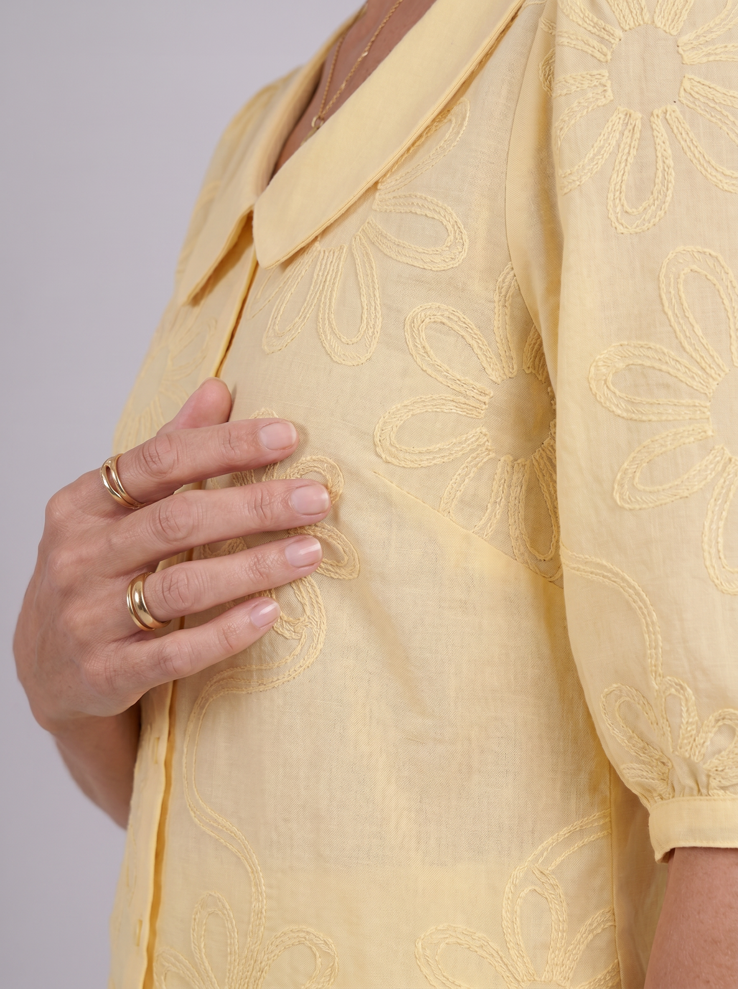 Auriva - Blusa Floral Elegante