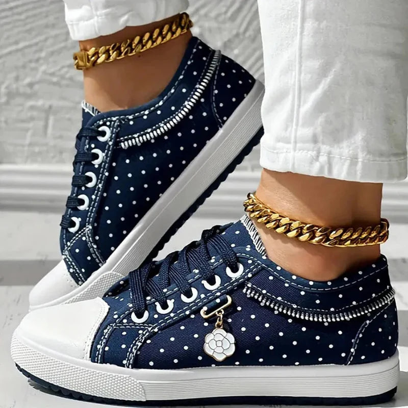 CARO | Zapatillas Elegantes para Mujer con Detalles Florales